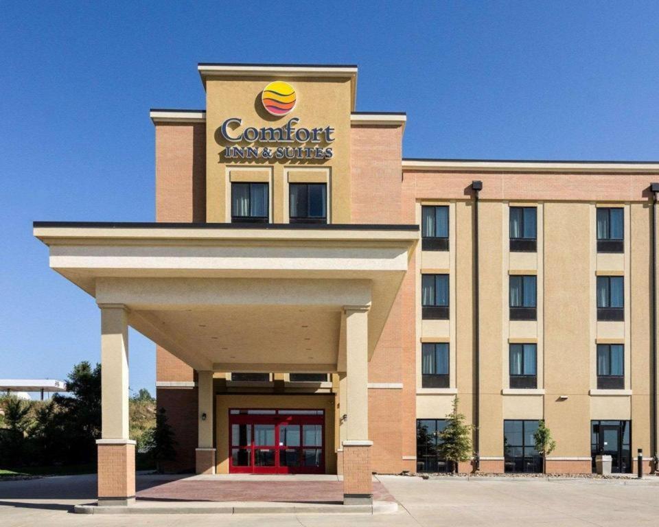 Comfort Inn & Suites Watford City Esterno foto